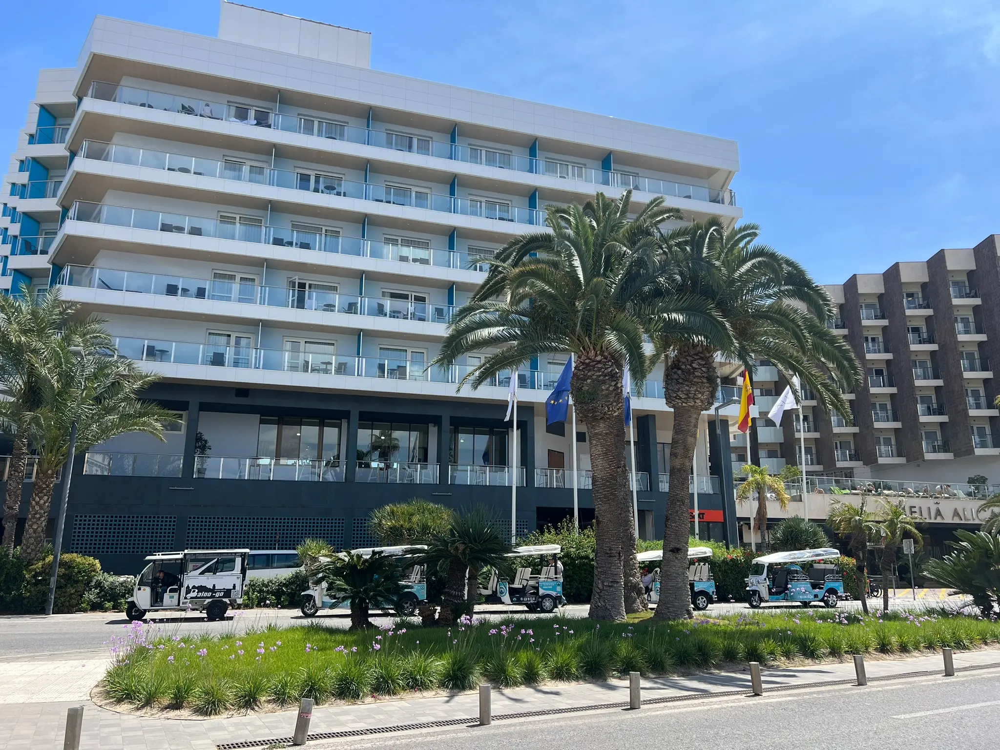 Meliá Hotel Alicante on the waterfront